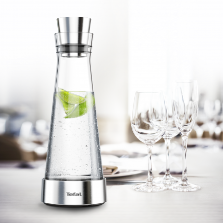 Carafe Tefal Flow Slim Friends - Garde Les Boissons Fraîches 4h - Design Compact - Bec Verseur Anti-Goutte